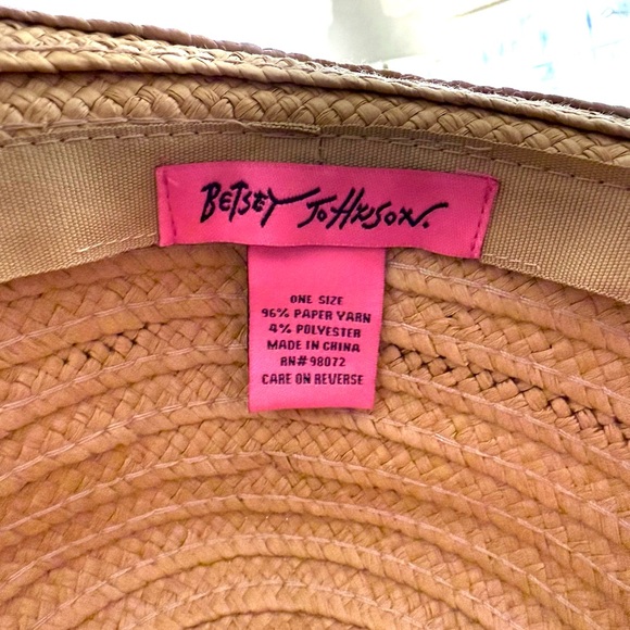 Betsey Johnson Wide Brim Straw Sun Hat with Gingham & Floral Ribbon - Picture 7 of 10